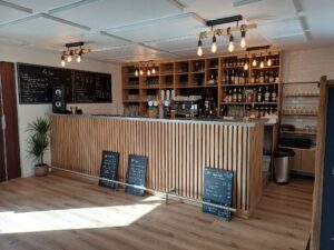 bar